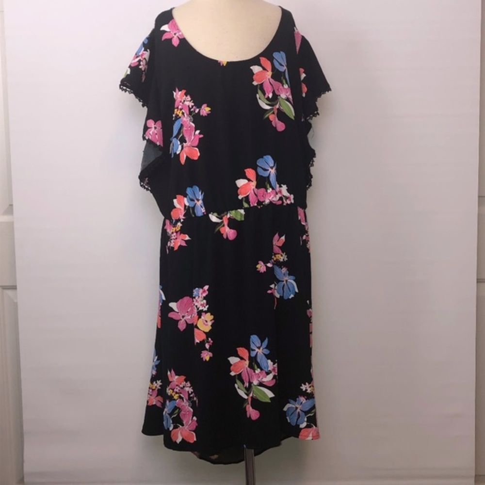 *BNWT* A New Day Black Floral Dress Open Back ((size XXL)) NEW